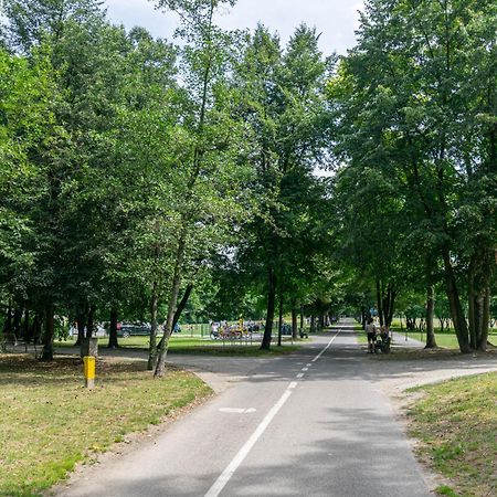 Apartament Oasis Trzy Stawy - Free Parking - Self Check-In Katowice Zewnętrze zdjęcie