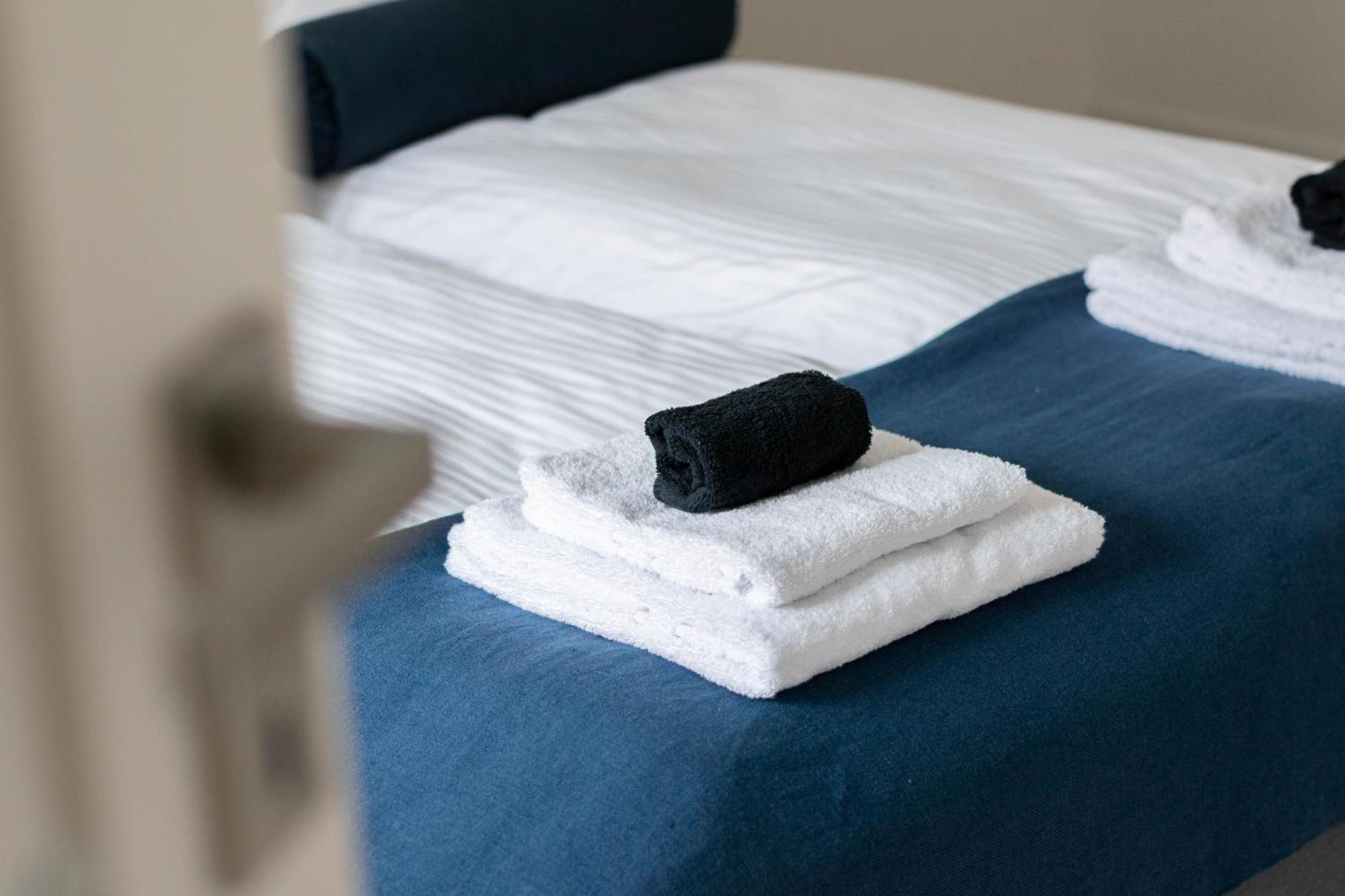 Apartament Oasis Trzy Stawy - Free Parking - Self Check-In Katowice Zewnętrze zdjęcie